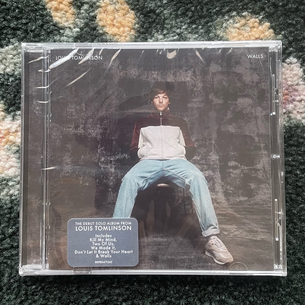 Walls by Louis Tomlinson CD